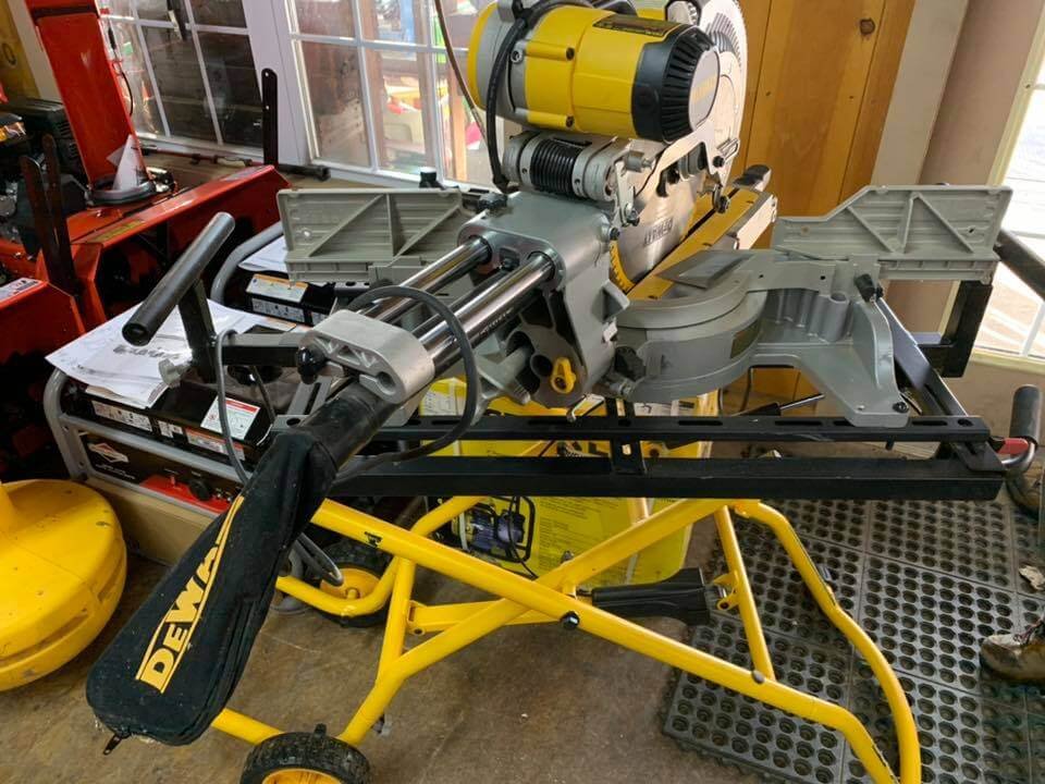 Dewalt DWS709 Vs DWS780 Review - Which One Is Best?